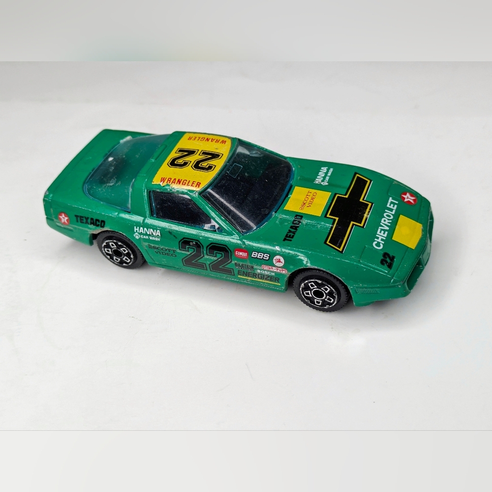 Bburago Street Fire 1987 Green Chevy Corvette 1/43 Made In Italy